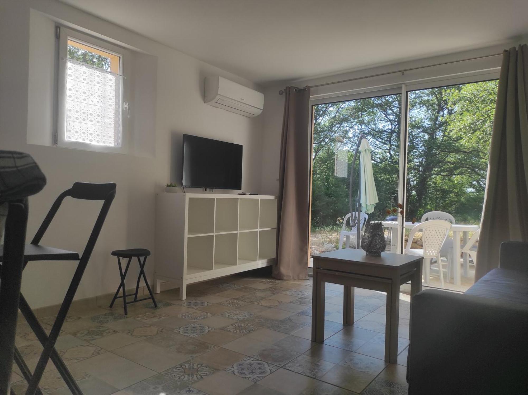Les Quatre Chenes Apartment *